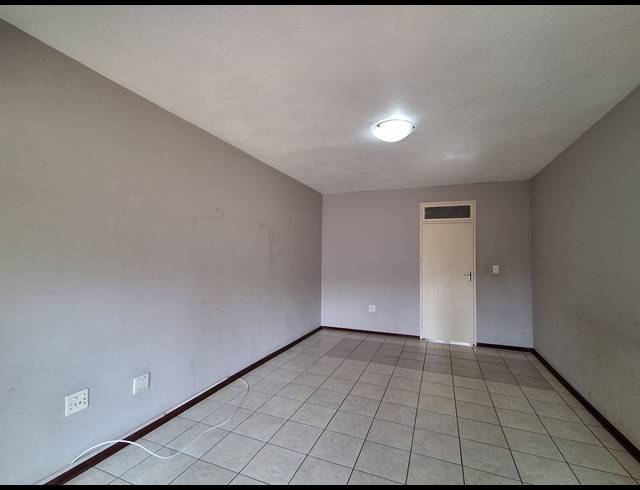 3 BEDROOM DUPLEX FOR SALE IN STILFONTEIN EXT 3